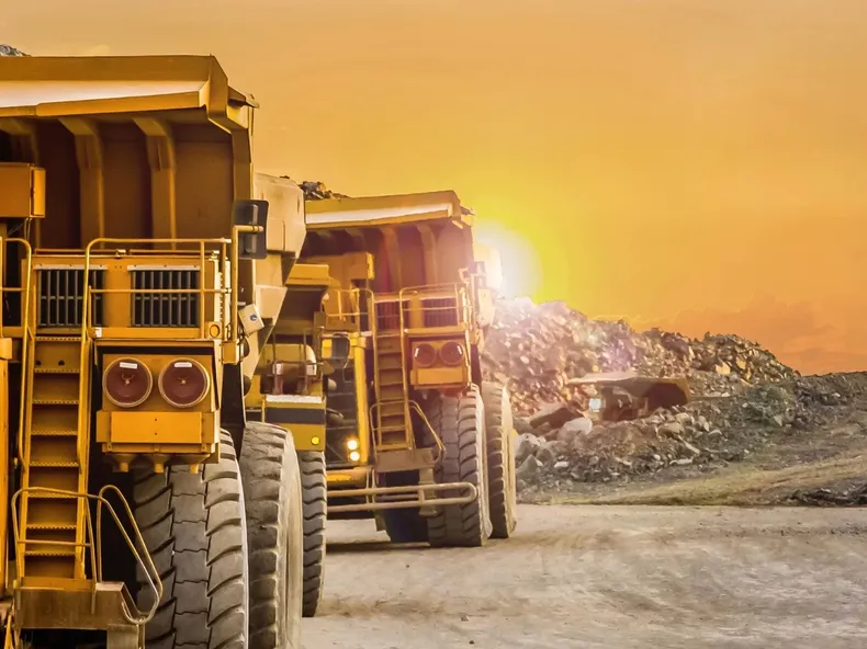 Las ventas al exterior crecieron casi 50% impulsadas por la minería y la energía