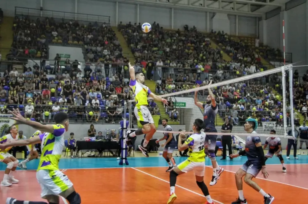 Los Cóndores volaron alto y lograron otro título. UPCN dio su vuelta olímpica número 26 ante su público que aportó colorido y calor al festejo del equipo sanjuanino.