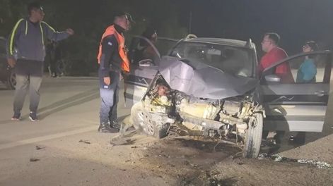 Chocó contra un poste  de luz y murió en el acto