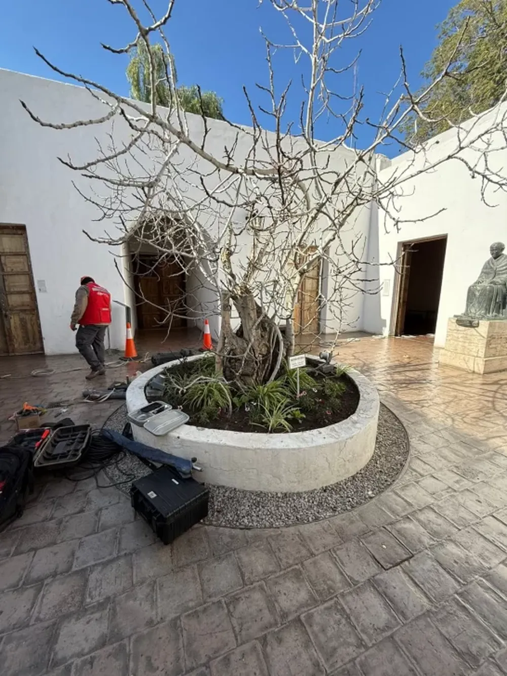 Comenzaron a evaluar el suelo de Casa de Sarmiento con tecnología minera: tomografía eléctrica y vibraciones