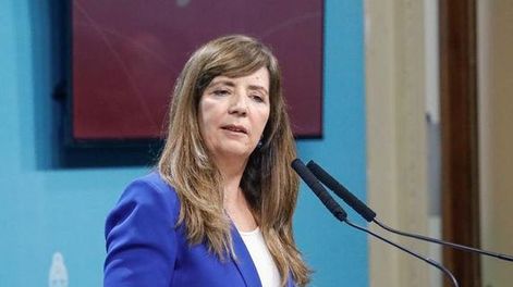 Cerruti dijo que la inflación baja rápido y que “la gente va a reconocer la epopeya del Gobierno”