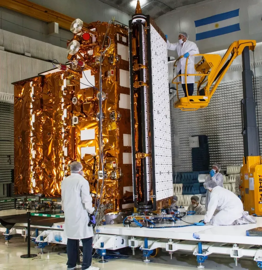 Sale el satélite que deja “al país a la vanguardia”