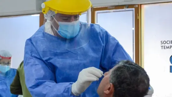 Cuáles son los centros de salud habilitados para realizarse hisopados en San Juan