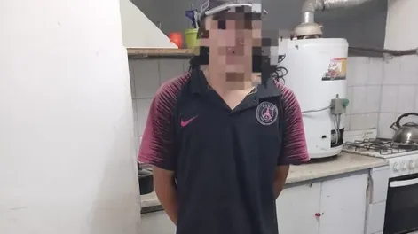 Lo sorprendieron dentro de una casa y terminó detenido en Santa Lucía