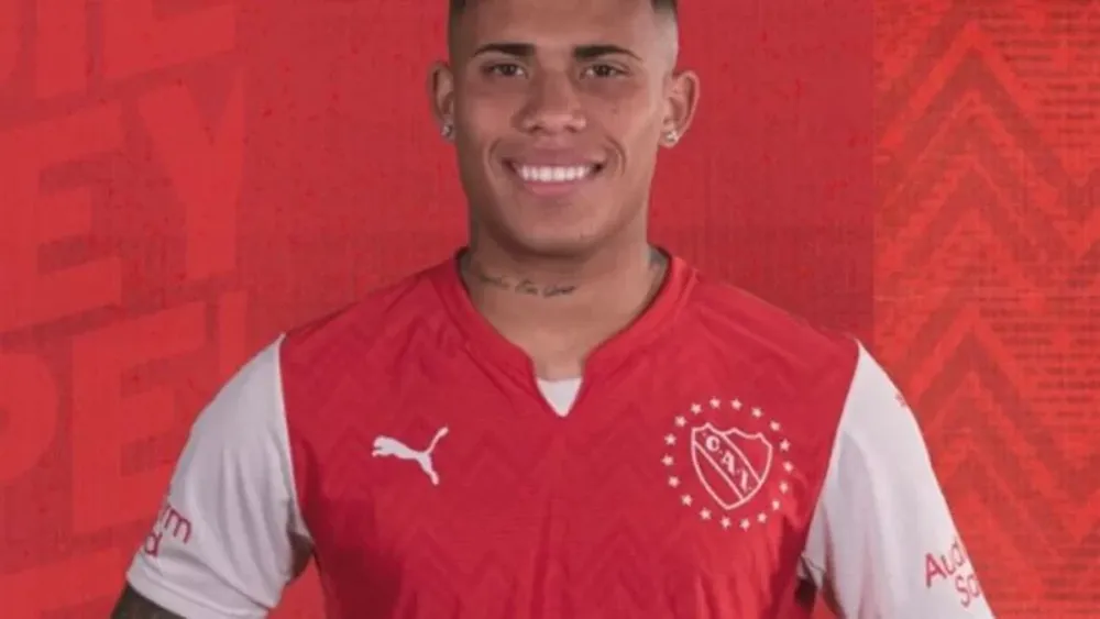 Acusan a un jugador de Independiente de encubrir a su hermano en un femicidio