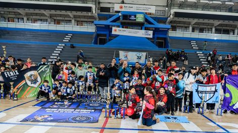 Definiciones. En el Cantoni, el futsal infantil de Rawson coronó a todos sus campeones.