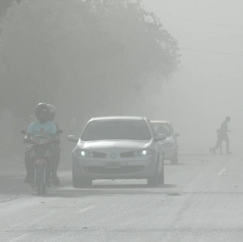 Un día infernal con Zonda que sopló a 90 km/h