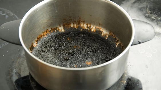 Las ollas quemadas ya no son un problema, hay un truco imperdible para dejarlas como nuevas.&nbsp;