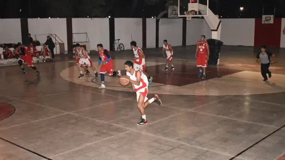 Inca Huasi, a paso firme