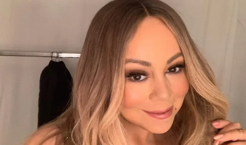 Mariah Carey destapó una botella con su voz y se volvió viral