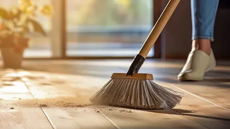 Una mujer pidió echar al marido de la casa porque no trabaja ni colabora con las tareas domésticas