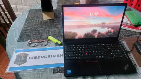 Un pedófilo condenado se hizo pasar por un adolescente para chatear con 37 niños por WhatsApp