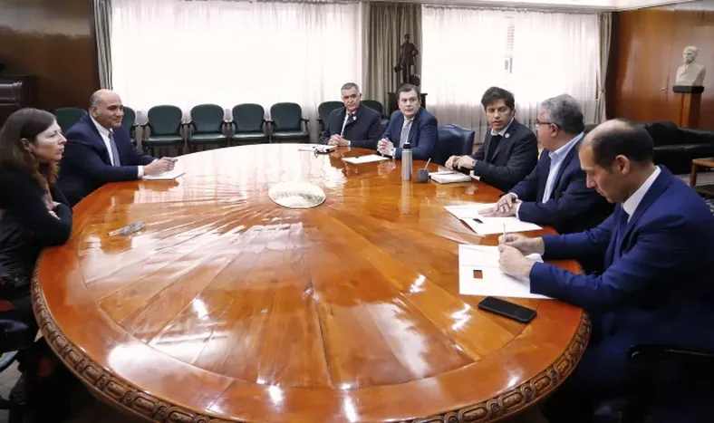 Guiño de gobernadores a las medidas de Batakis