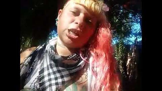 Quién es “La Chabona”, la extravagante, sexy y picante influencer “wachiturra” del momento