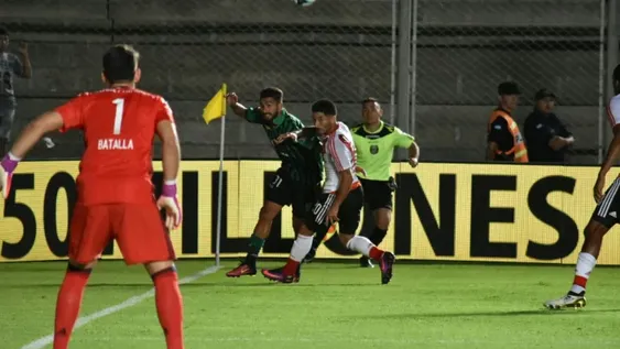 River dio Batalla hasta el final y superó a San Martín en los penales