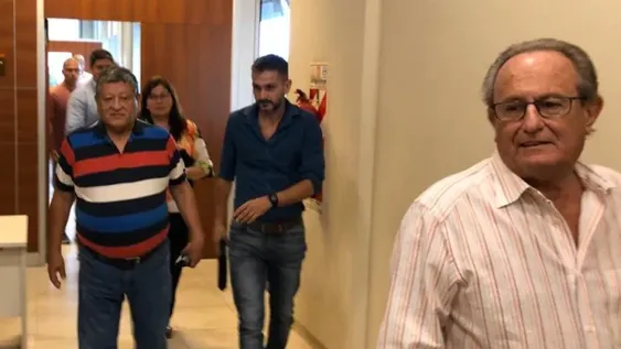 Propuesta a estatales: suba del 13,5% en 3 veces hasta julio más un aumento de un adicional