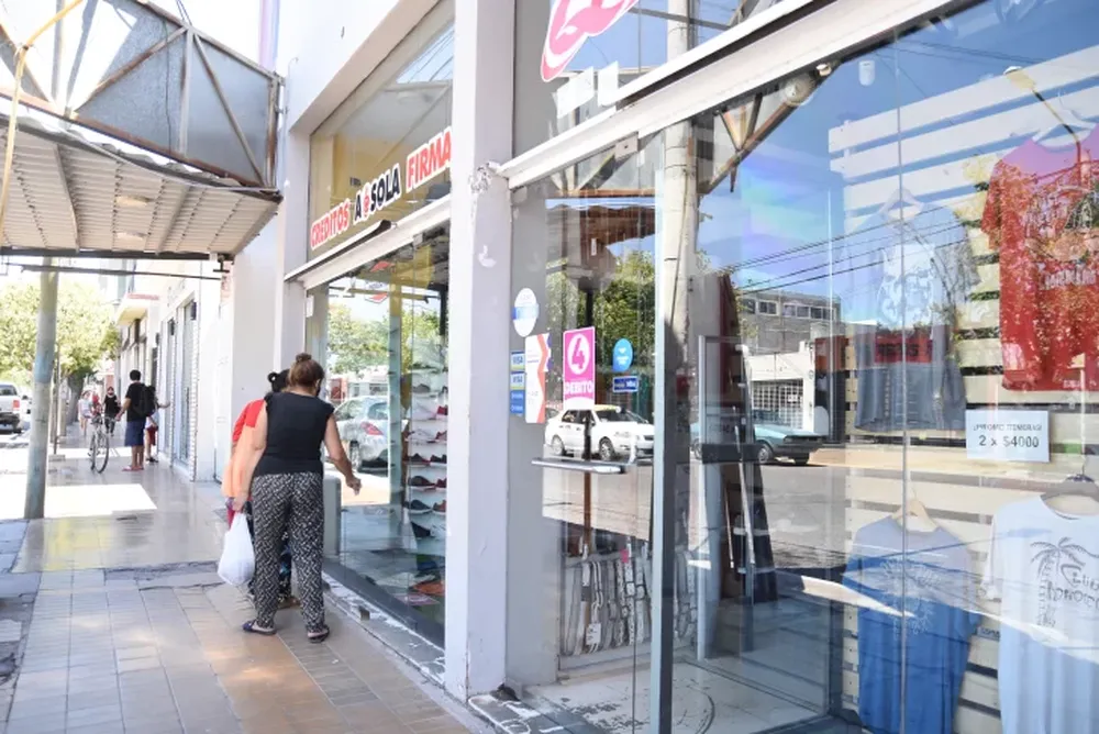 Hubo un quiebre hacia la recuperación a mitad de año y sin cierres masivos