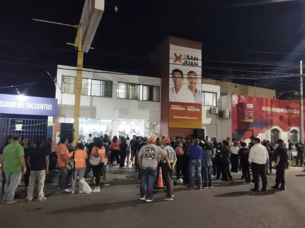 El ánimo en Por San Juan fue de mayor a menor a la espera de resultados