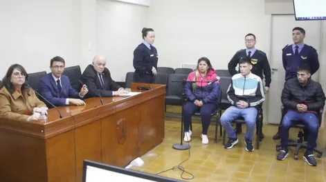Dos sujetos que mataron a un joven por unas zapatillas deberán pasar 17 años en prisión