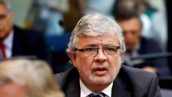 Schiavi hizo decenas de cursos y consiguió beneficios en su condena