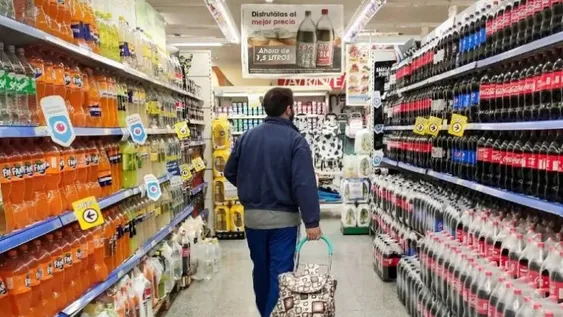 La inflación de agosto tiene un piso del 11% y un techo del 13%, según consultoras