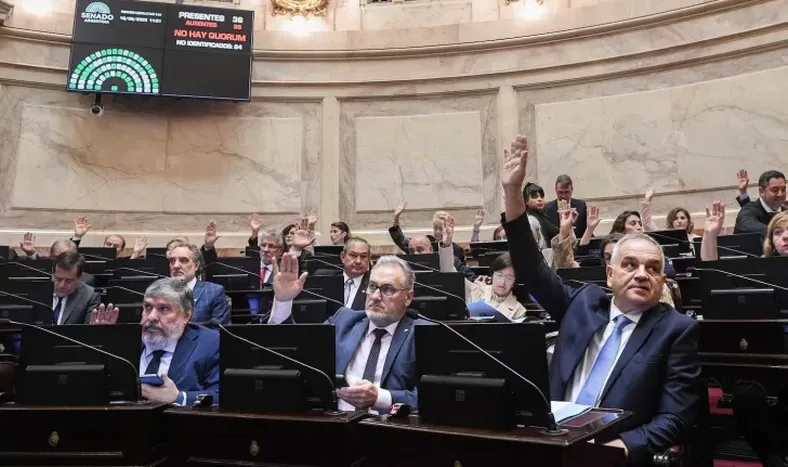 Senadores nacionales.-