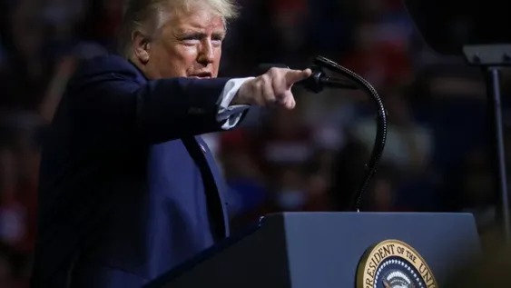 Trump: “Sólo me reuniría con Maduro para discutir una cosa, su salida pacífica del poder”