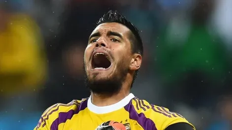 Sergio Romero se retiró del fútbol profesional,