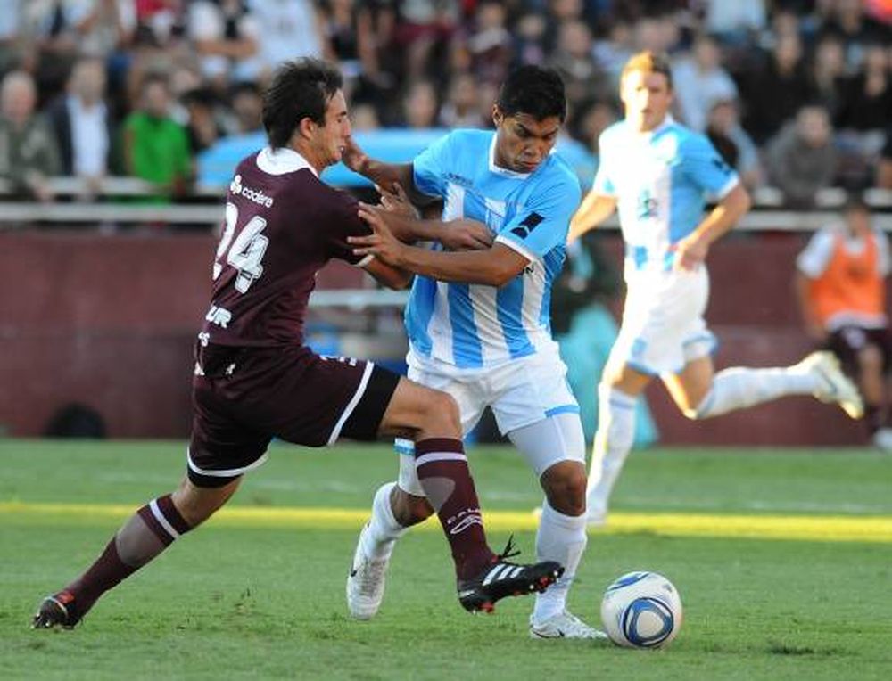 Lanús goleó a Racing