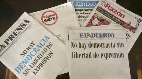 Evo promulgó una ley resistida por la prensa