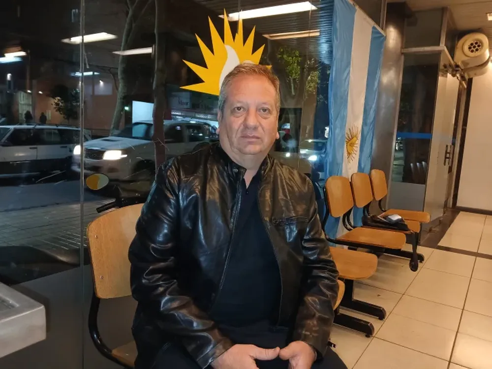 Nélson López, uno de los dos candidatos a presidir Desamparados: “Da pena ver el club como está”