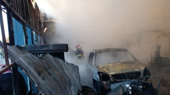 Daños millonarios por fuego ¿intencional?