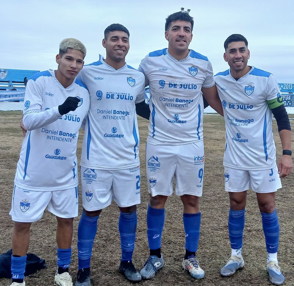 Goleadores. En el Este, Sportivo 9 de Julio fue demoledor ante Viila Ibañez. En el Torneo Apertura la pelea por los Cuartos de Final es apasionante.