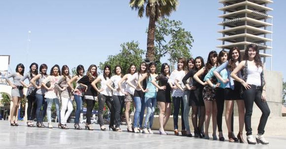 Dicen que sin altura es más fácil captar precandidatas