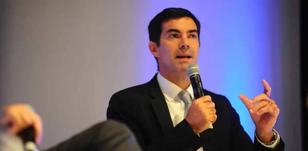 Urtubey pidió incluir a Cristina Kirchner en el acuerdo que impulsa el Gobierno