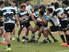 universitario revirtio el partido ante cpbm y salio de la zona de revalida