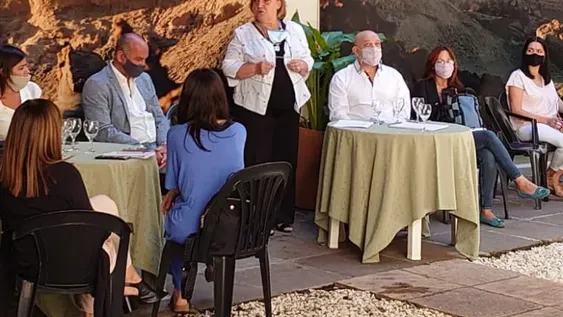 Ana María renunció y buscan un reemplazante