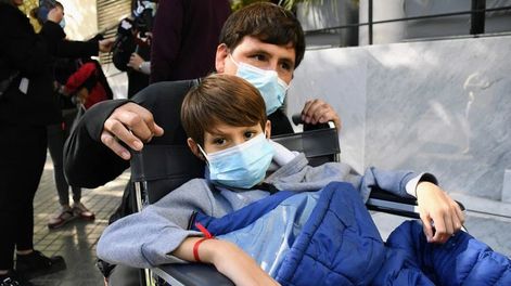 Tras el trasplante, el nene con hepatitis vuelve a casa