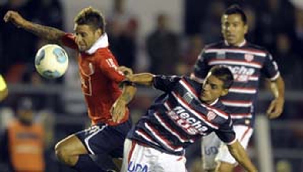 El Rojo y Unión lograron un empate que no le sirve a ninguno