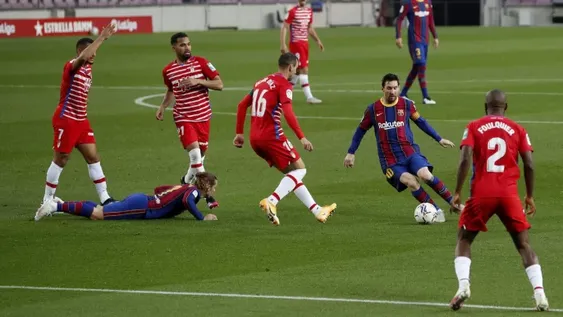 Barcelona dejó escapar la punta Cayó sorpresivamente con el Granada.