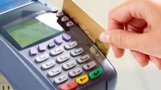 La forma de ahorrar hasta $1.400 en las compras del mes con tu tarjeta de débito