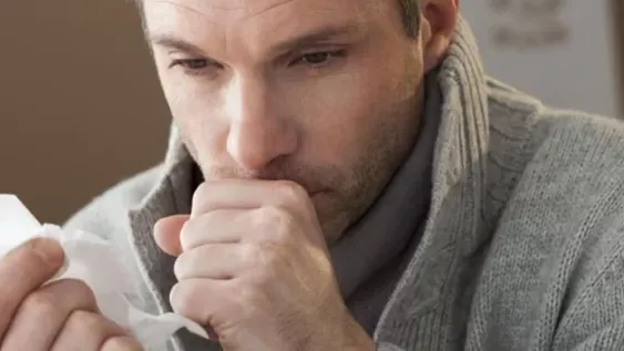 En qué orden suelen aparecer los síntomas del coronavirus