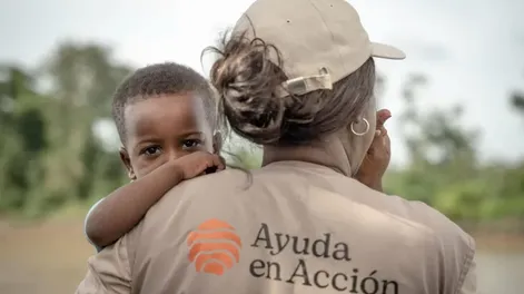 AMAR es nuestro principal cometido, pero no puede hacerse, si antes uno no se ama asimismo. Además, únicamente aquella existencia ofrecida a los demás, merece la pena ser vivida.