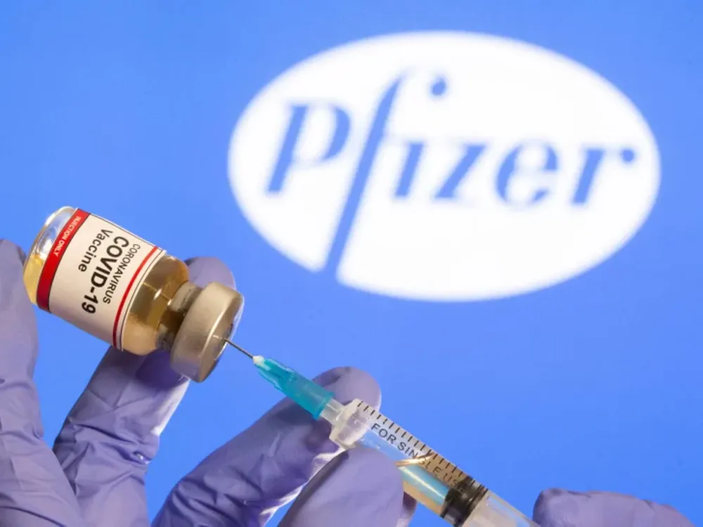 Estado Unidos anunció que aprobará la vacuna de Pfizer y organizan el inicio de la vacunación