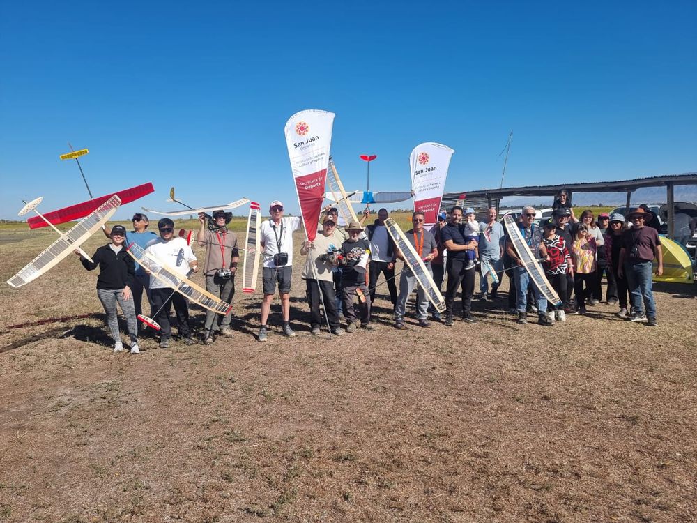 Torneo Cuyano. San Juan albergó a los mejores del aeromodelismo en la región.