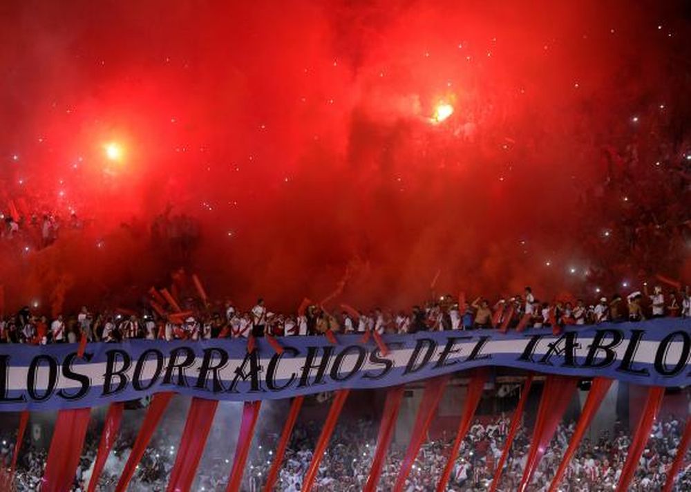 La barra oficial no se lo perdió