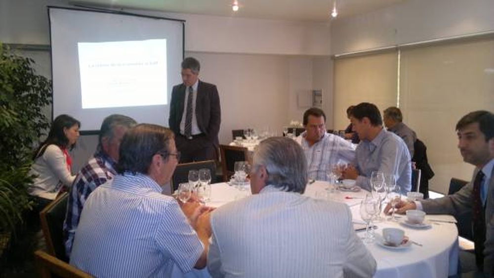 Especialistas dieron recomendaciones a las empresas familiares