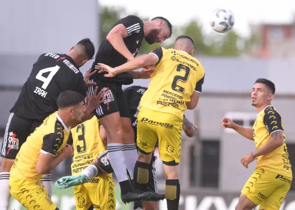 Riestra sorprendió a Brown y se ilusiona