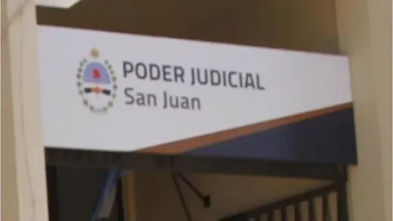 Castigado pero libre por atacar a una vecina