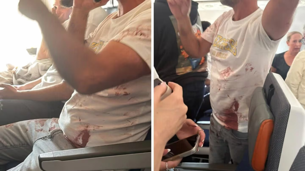 Pasajeros del vuelo de Flydubai mostraron manchas de sangre en su ropa tras el violento episodio ocurrido a bordo, que oblig&oacute; al avi&oacute;n a realizar un aterrizaje de emergencia en Arabia Saudita. (Foto: gentileza Times of Israel).